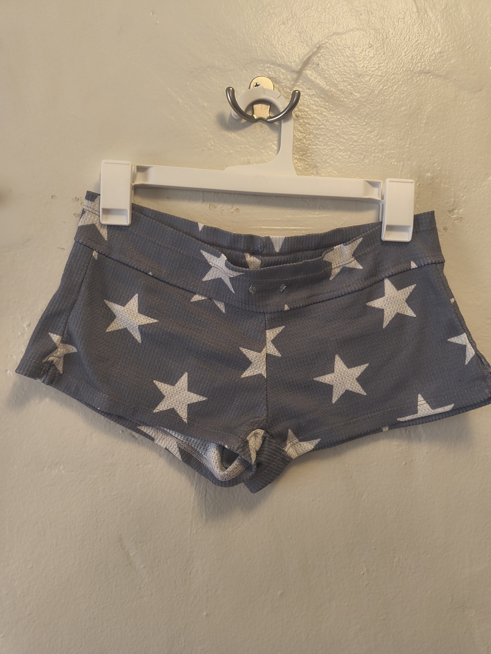 OMIGHTY Handmade Gray Star Halter Top & Shorts Set XS - Picture 2 of 6